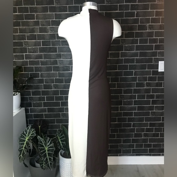 TWO TONE SPLIT MOCK NECK MAXI DRESS - Picture 6 of 11